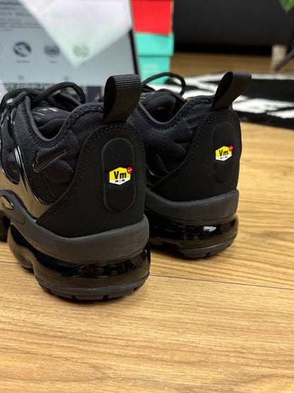 Nike Air Vapormax Plus (41)