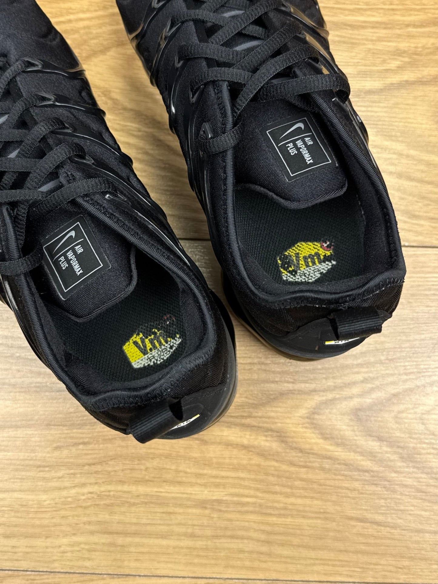 Nike Air Vapormax Plus (42.5)