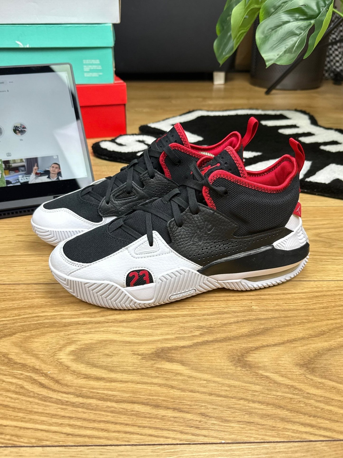 Nike Air Jordan Stay Loyal 2 (42)