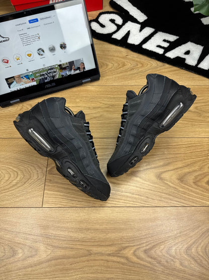Nike Air Max 95 (41)