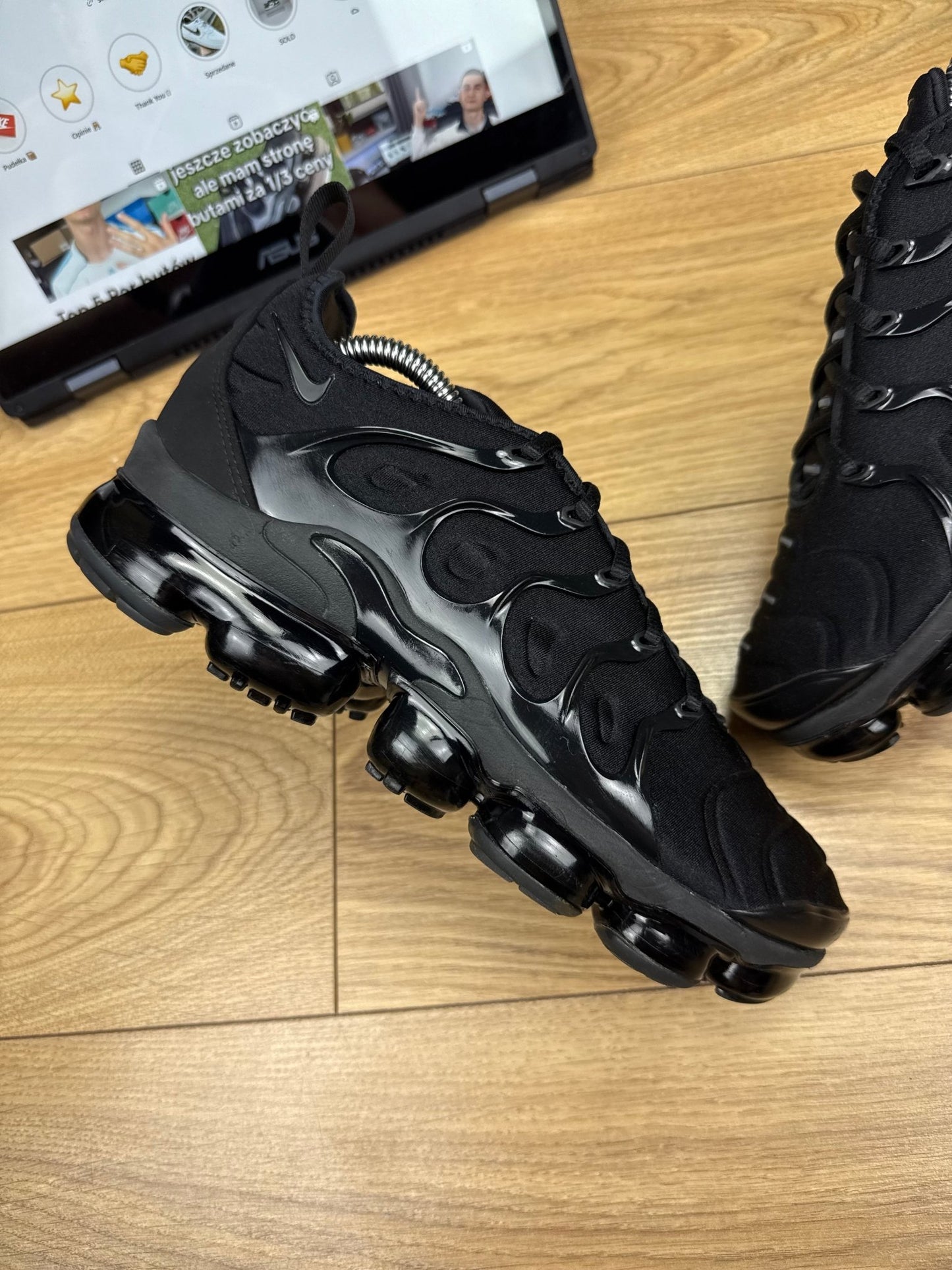 Nike Air Vapormax Plus (41)