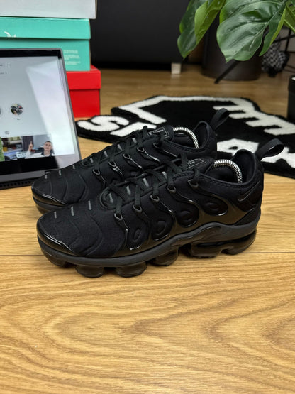 Nike Air Vapormax Plus (41)