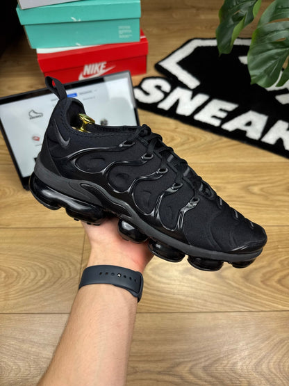 Nike Air Vapormax Plus (44.5)