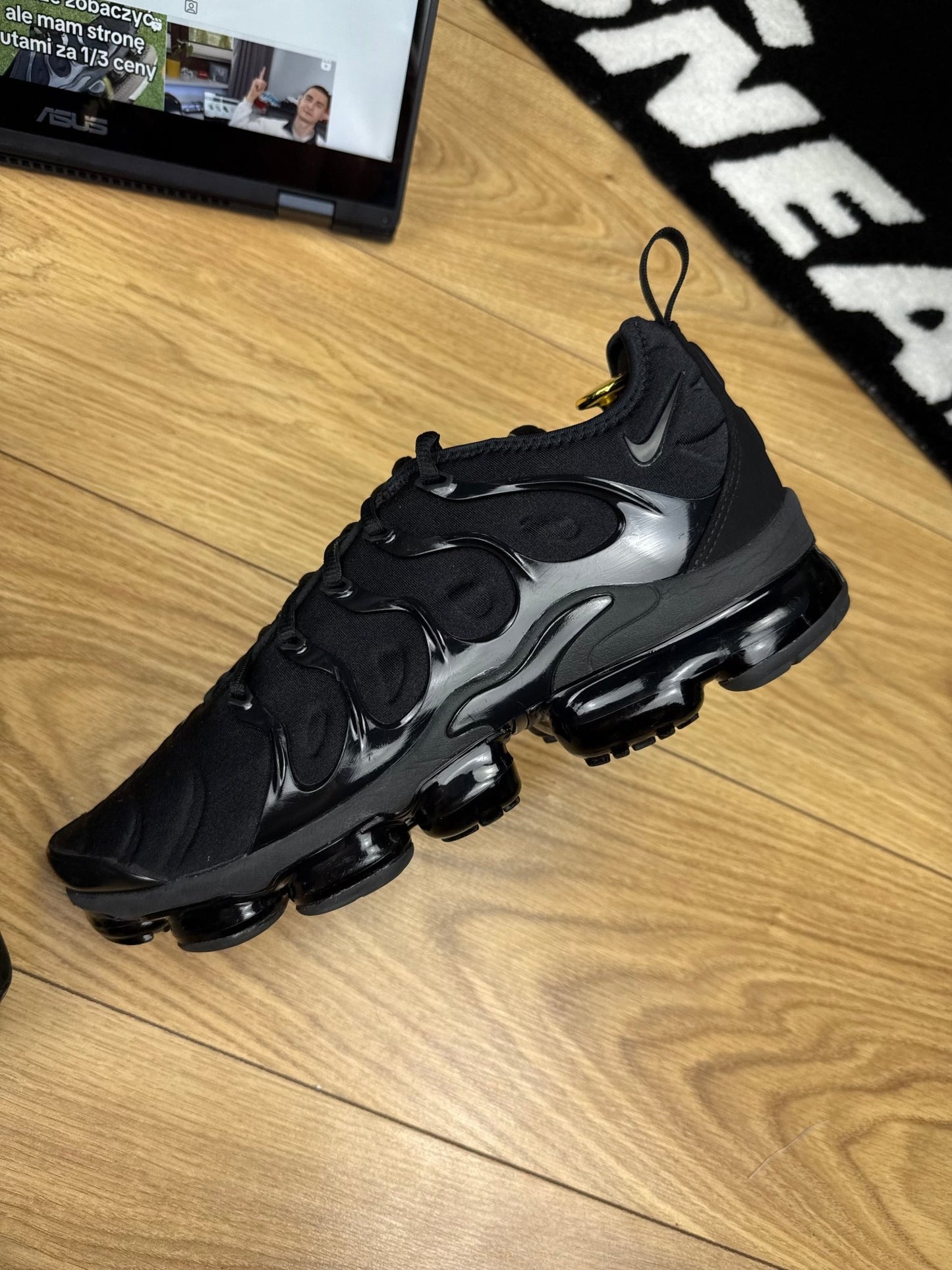 Nike Air Vapormax Plus (44.5)