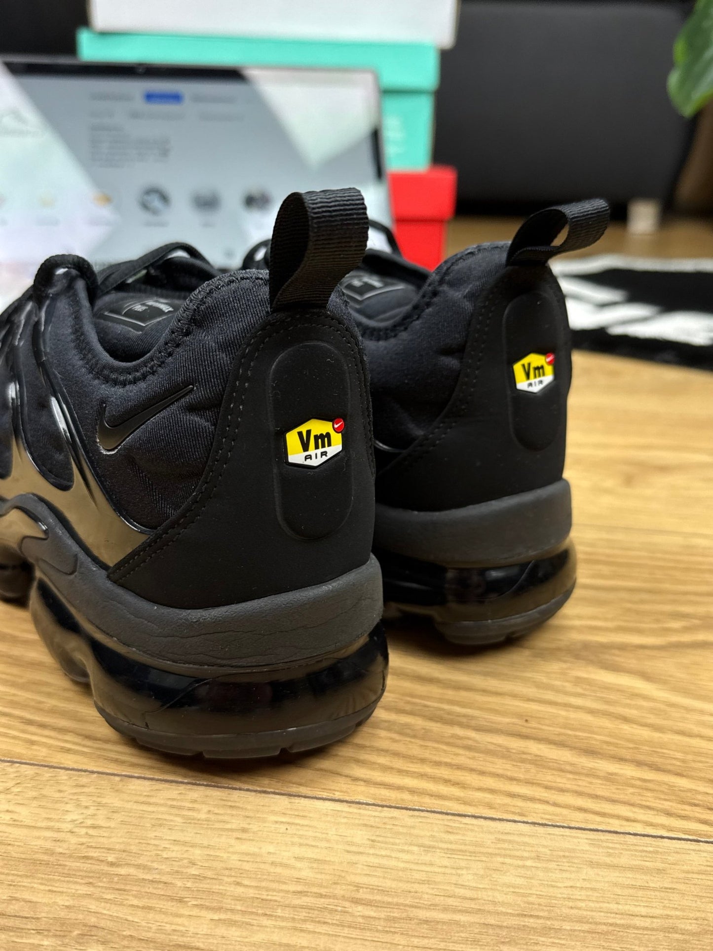 Nike Air Vapormax Plus (44.5)