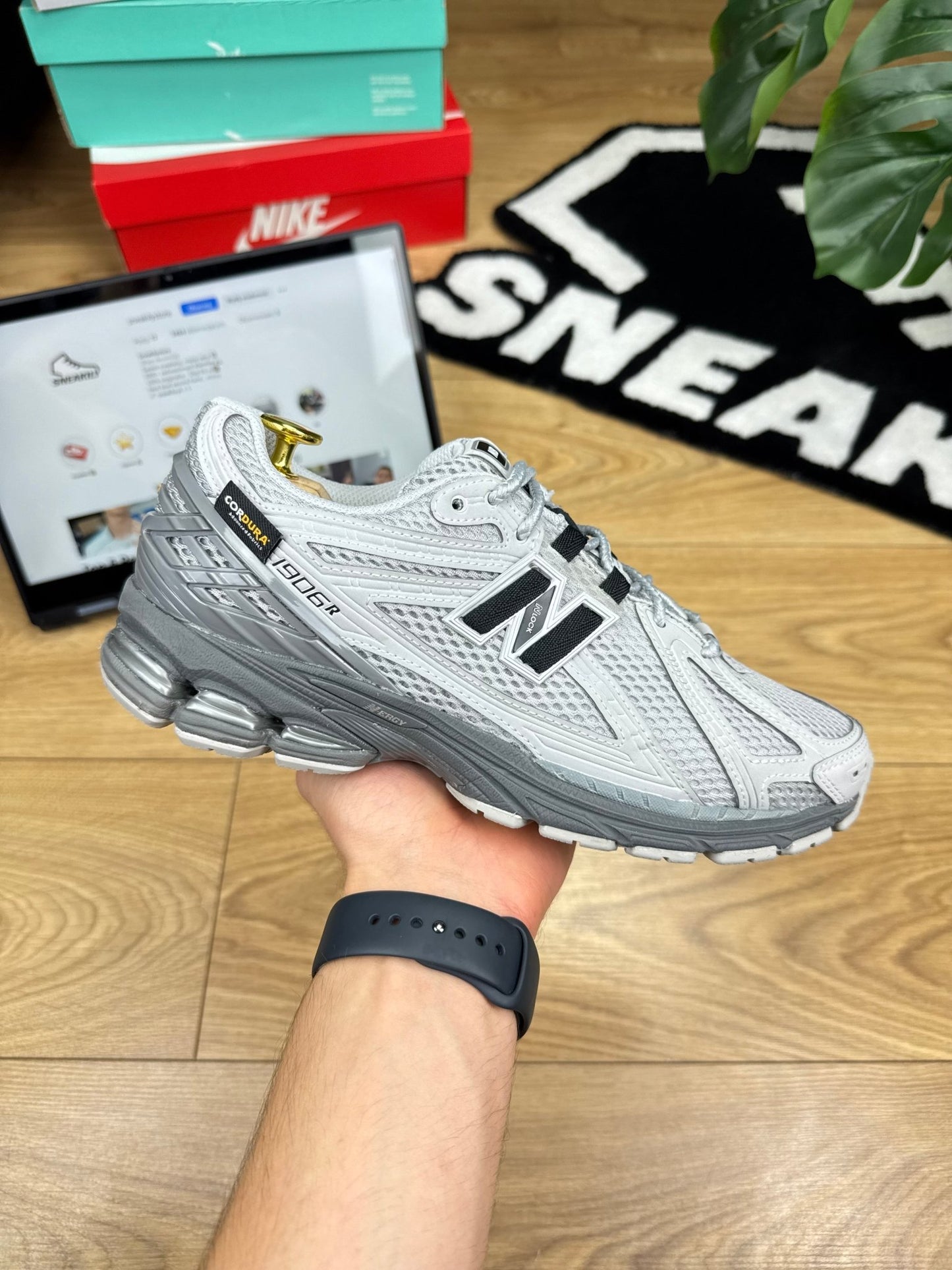 New Balance 1906 (42)