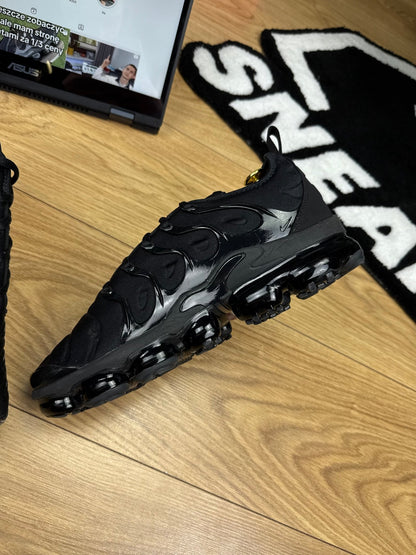 Nike Air Vapormax Plus (42.5)