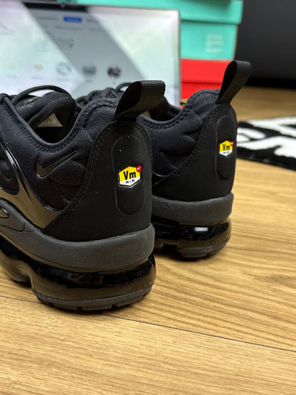 Nike Air Vapormax Plus (42.5)