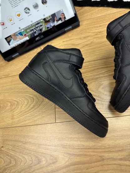 Nike Air Force 1 Mid (37.5)