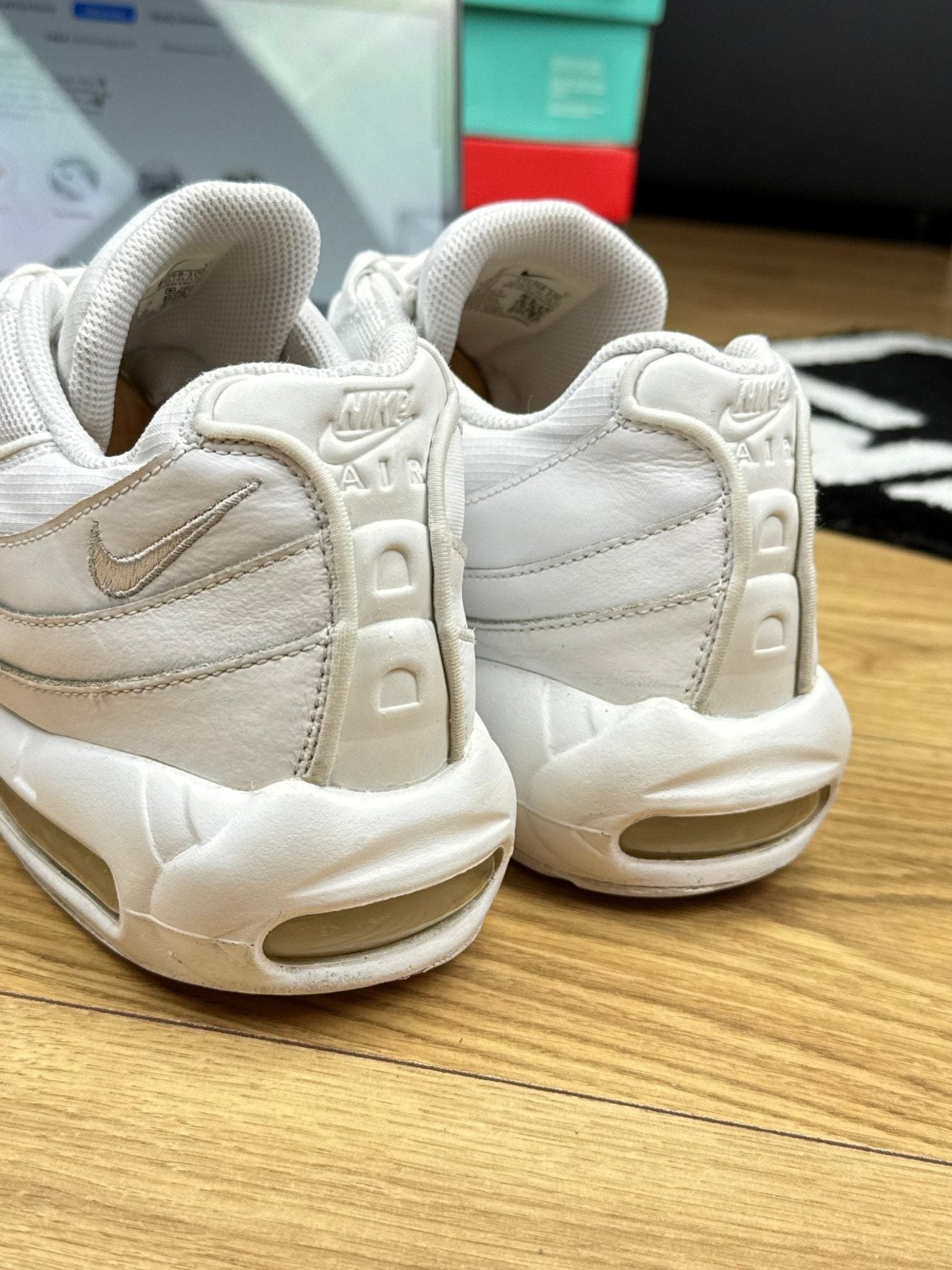 Nike Air Max 95 Essential Triple White — buty sportowe męskie w bardzo dobrym stanie rozmiar 46, podeszwa