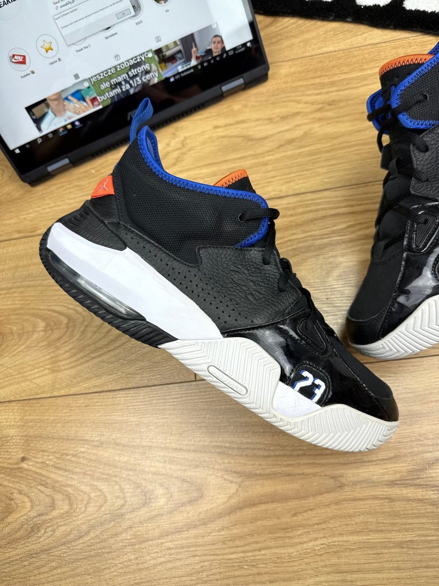 Jordan Stay Loyal 2 Knicks / Wheaties — buty sportowe męskie w bardzo dobrym stanie rozmiar 45.5, zewnętrzny panel prawego buta