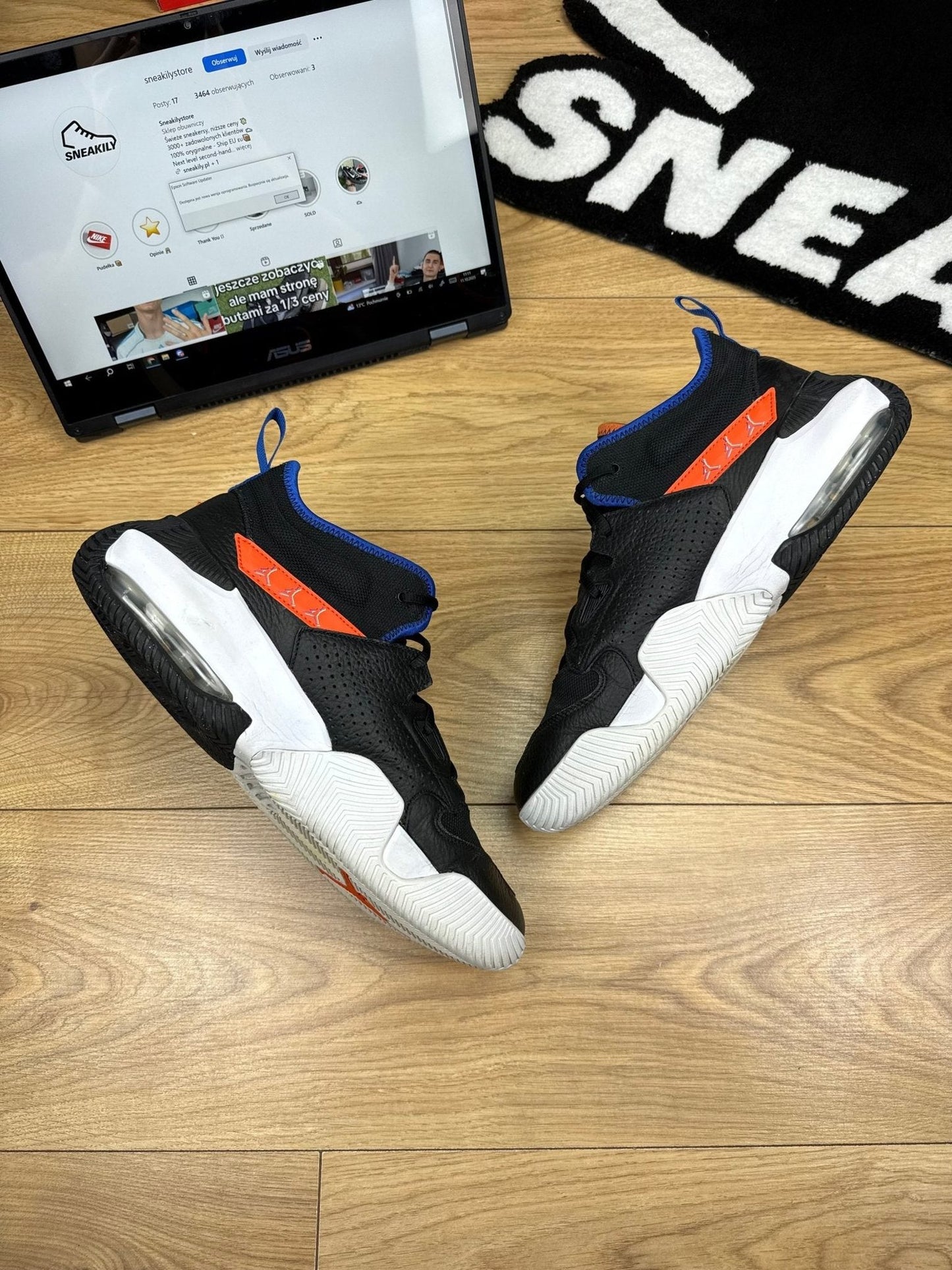 Jordan Stay Loyal 2 Knicks / Wheaties — buty sportowe męskie w bardzo dobrym stanie rozmiar 45.5, widok z góry na wewnętrzną stronę butów