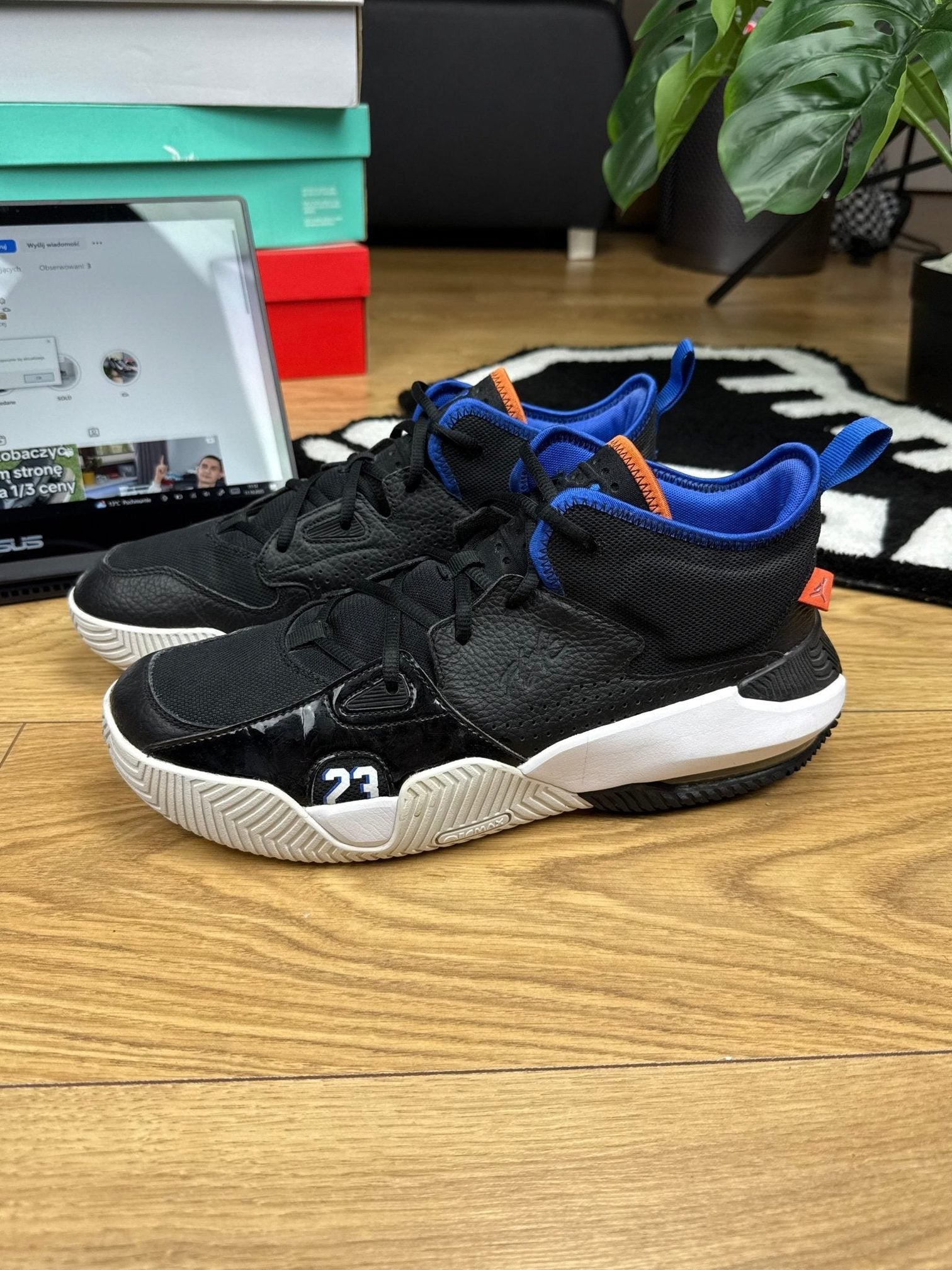 Jordan Stay Loyal 2 Knicks / Wheaties — buty sportowe męskie w bardzo dobrym stanie rozmiar 45.5, widok z góry