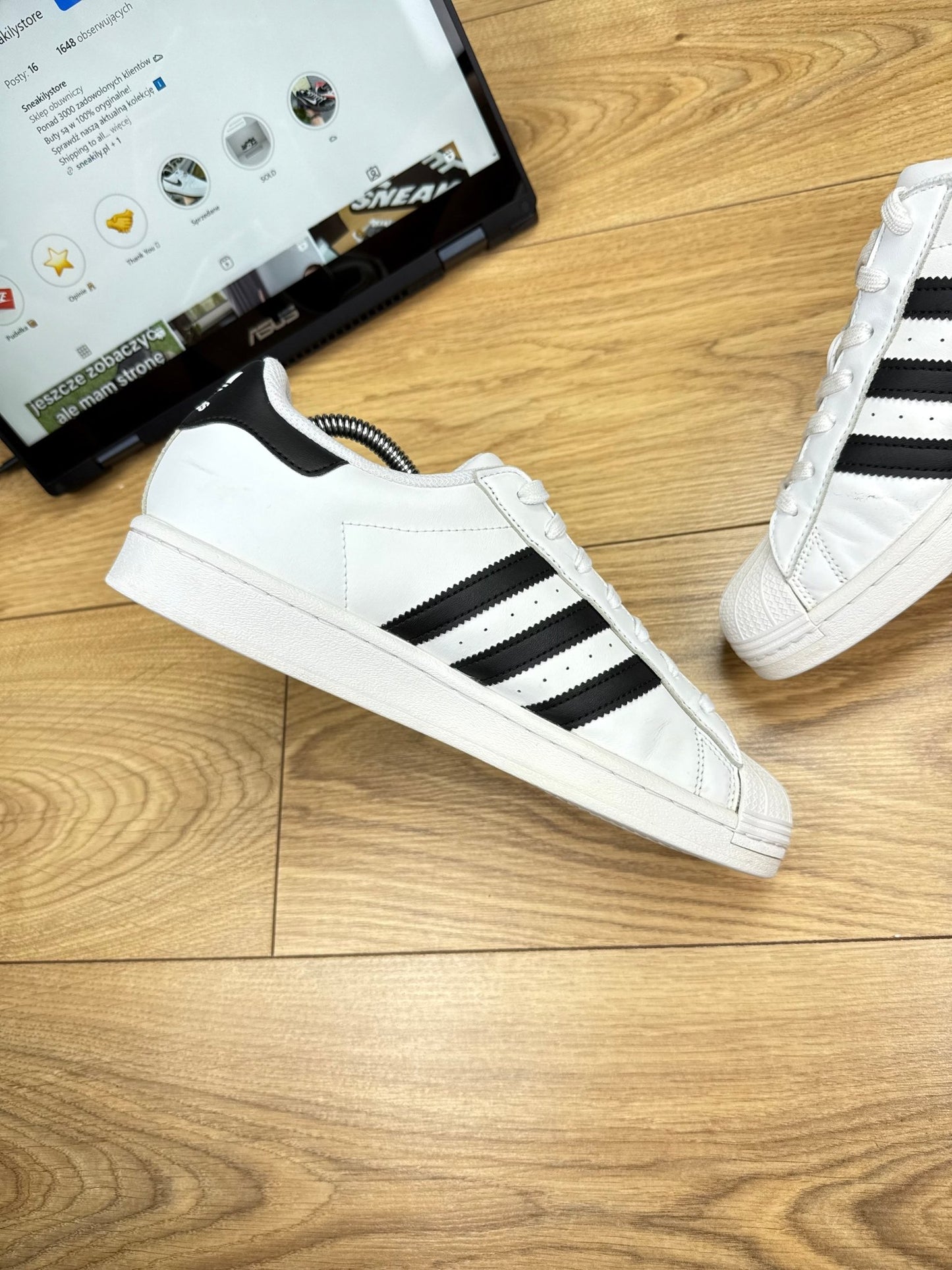 Adidas Superstar (42)