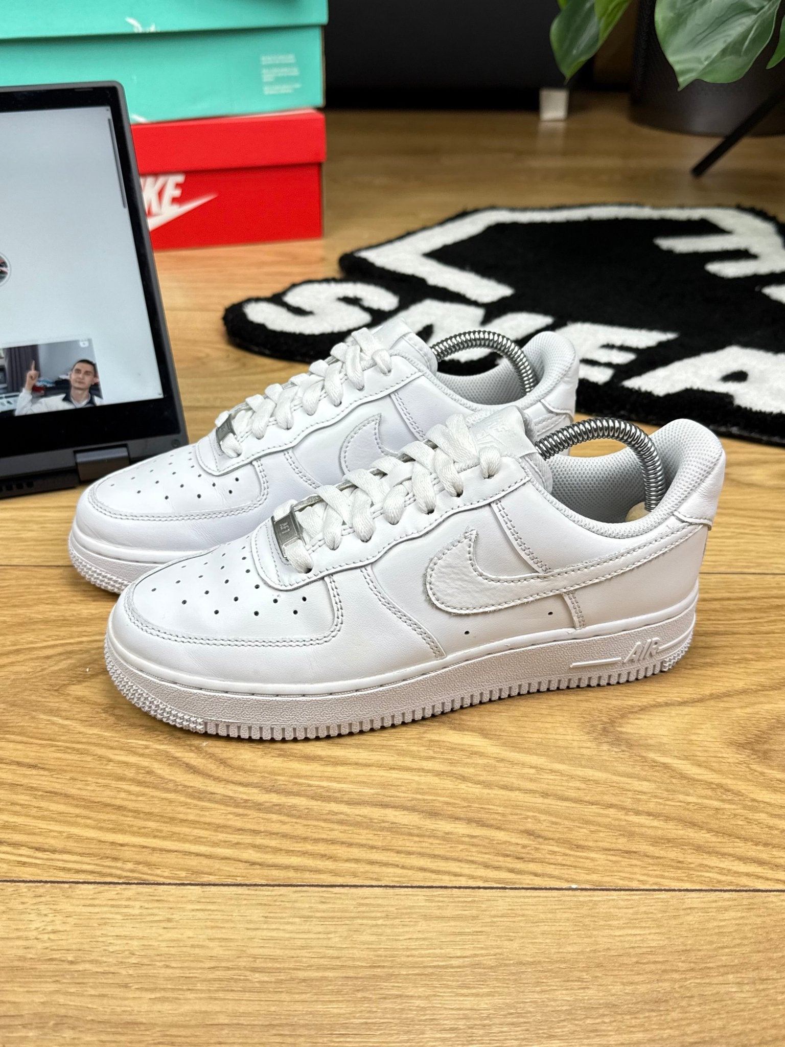air force one white 43