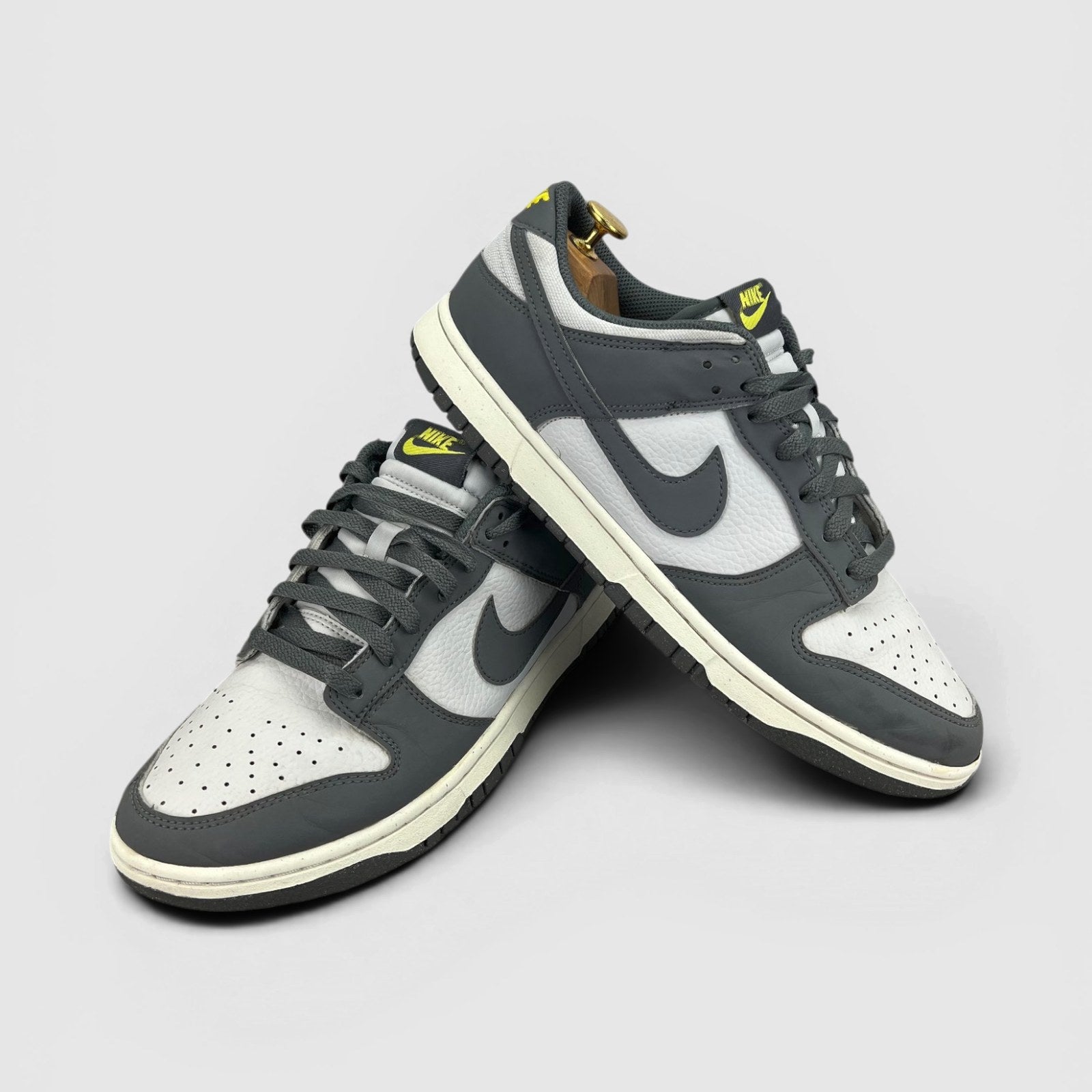 Nike Dunk Low — buty sportowe męskie w bardzo dobrym stanie rozmiar 45, boczny profil
