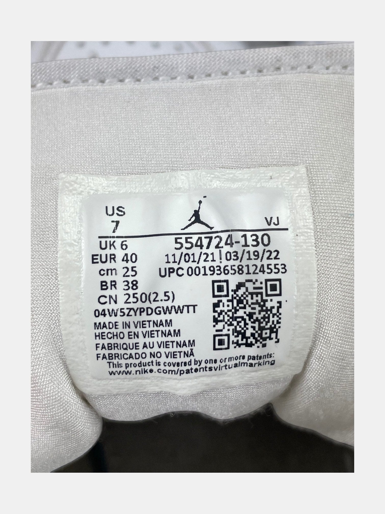 Nike Air Jordan 1 Mid rozmiar 40