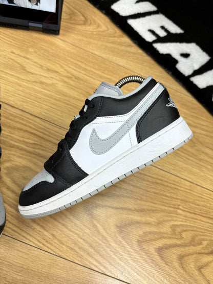 Nike Air Jordan 1 Low (37.5)