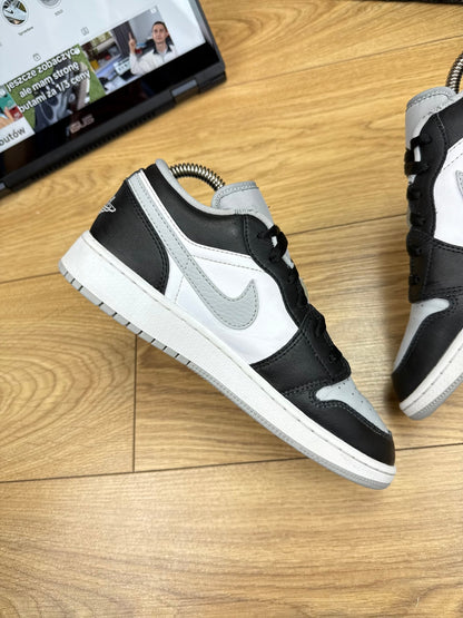 Nike Air Jordan 1 Low (37.5)