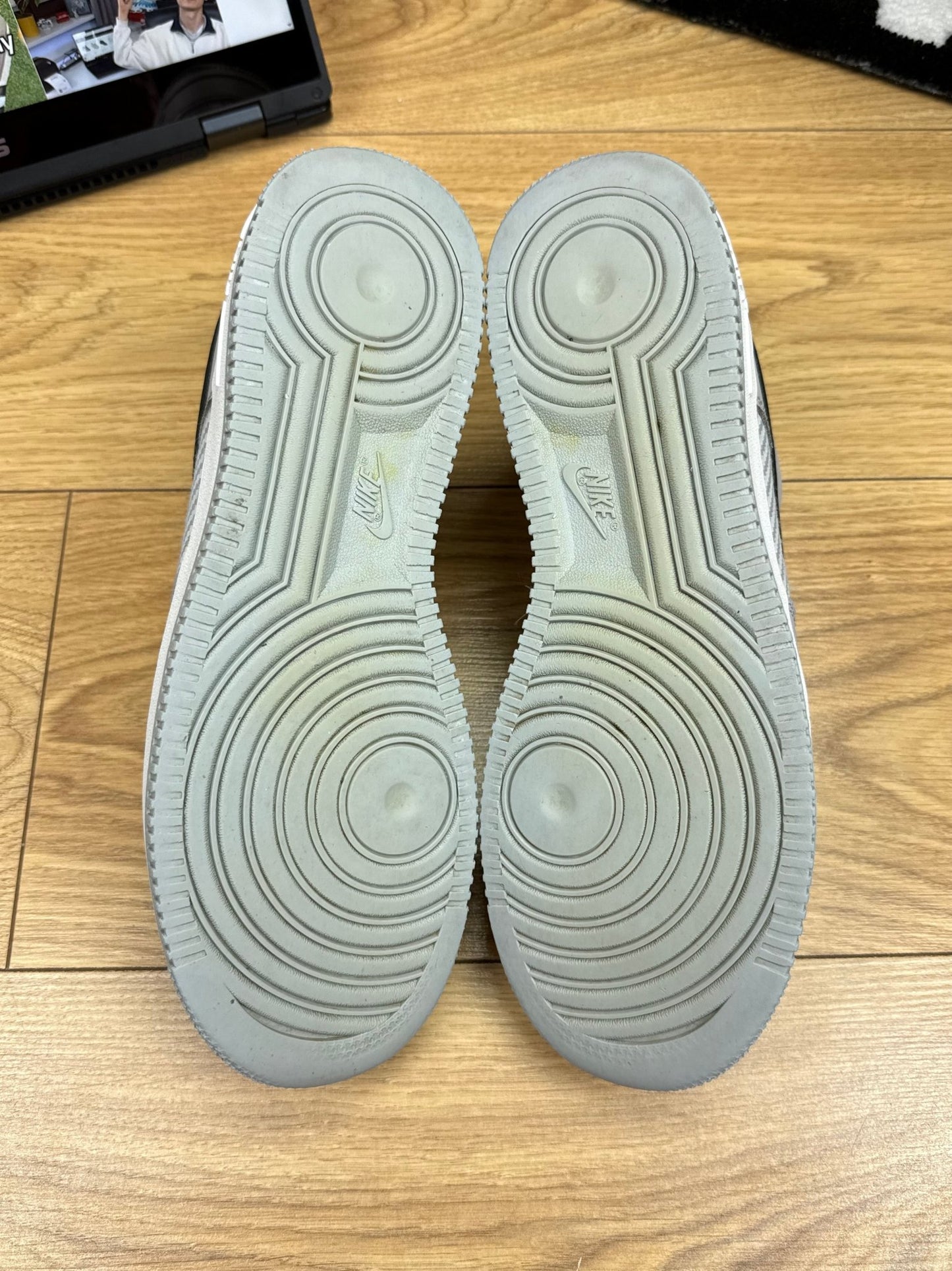 Nike Air Force 1 Low (43)