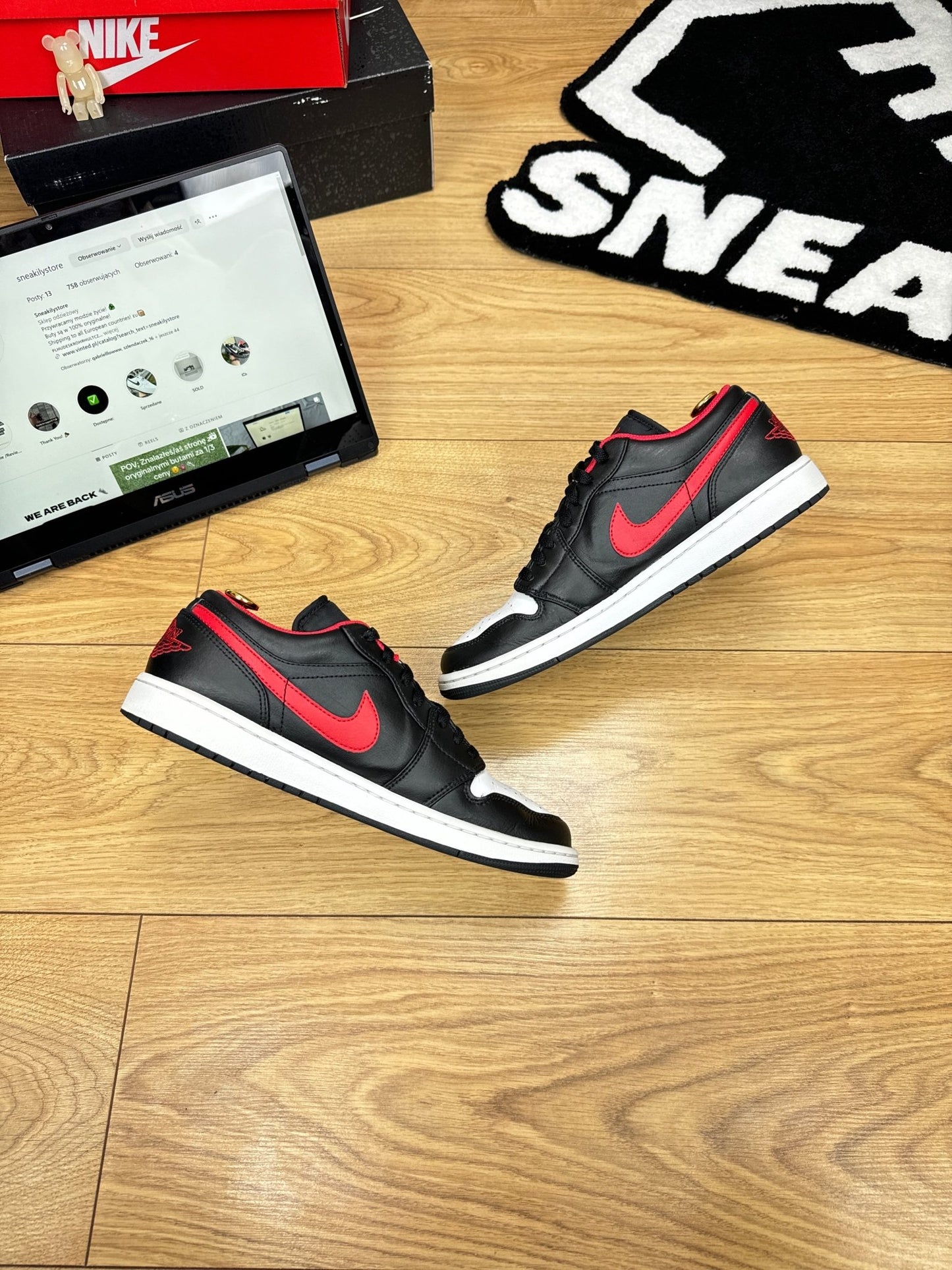 Nike Air Jordan 1 Low (42.5)