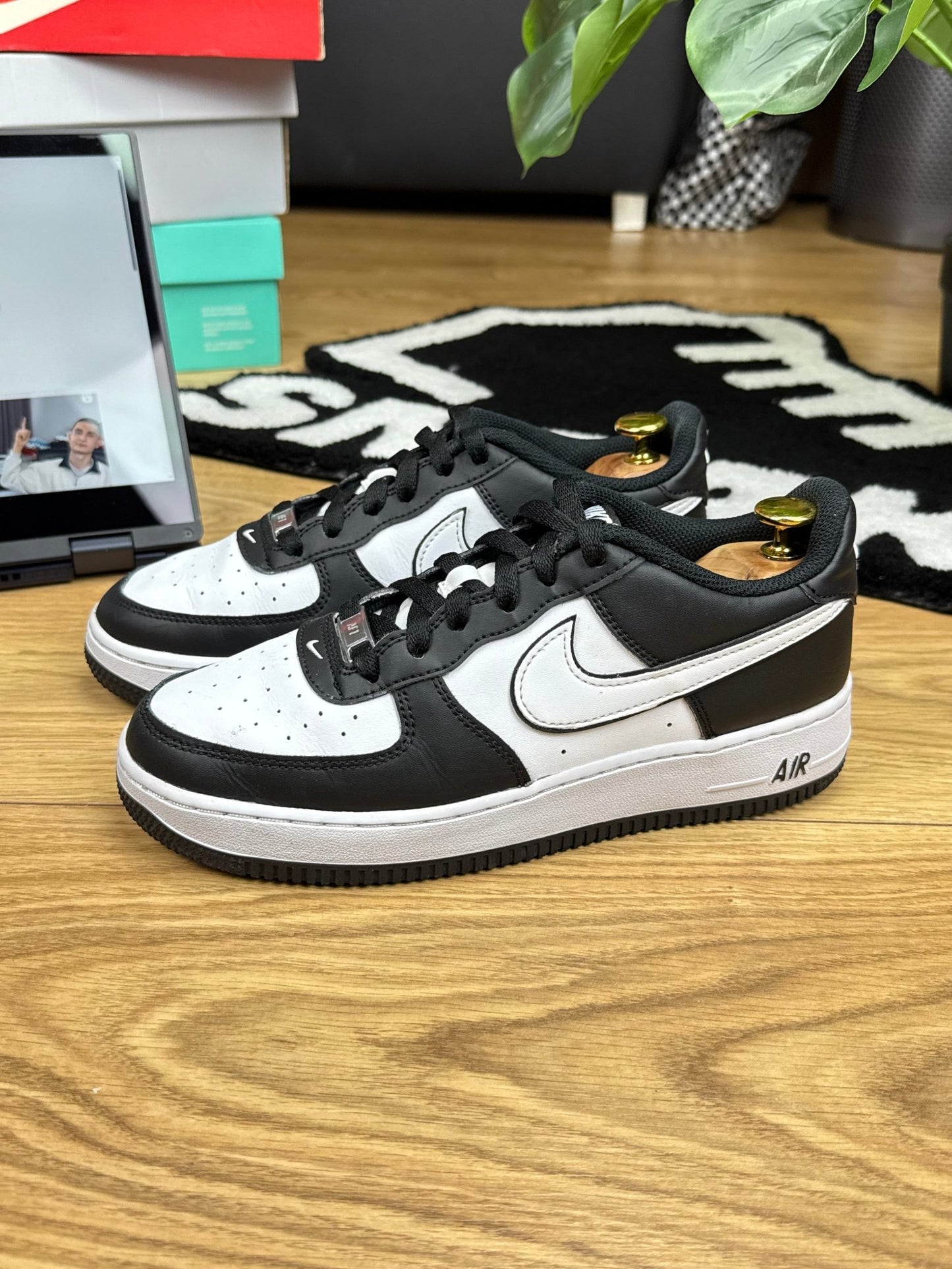 Nike Air Force 1 Low (40)