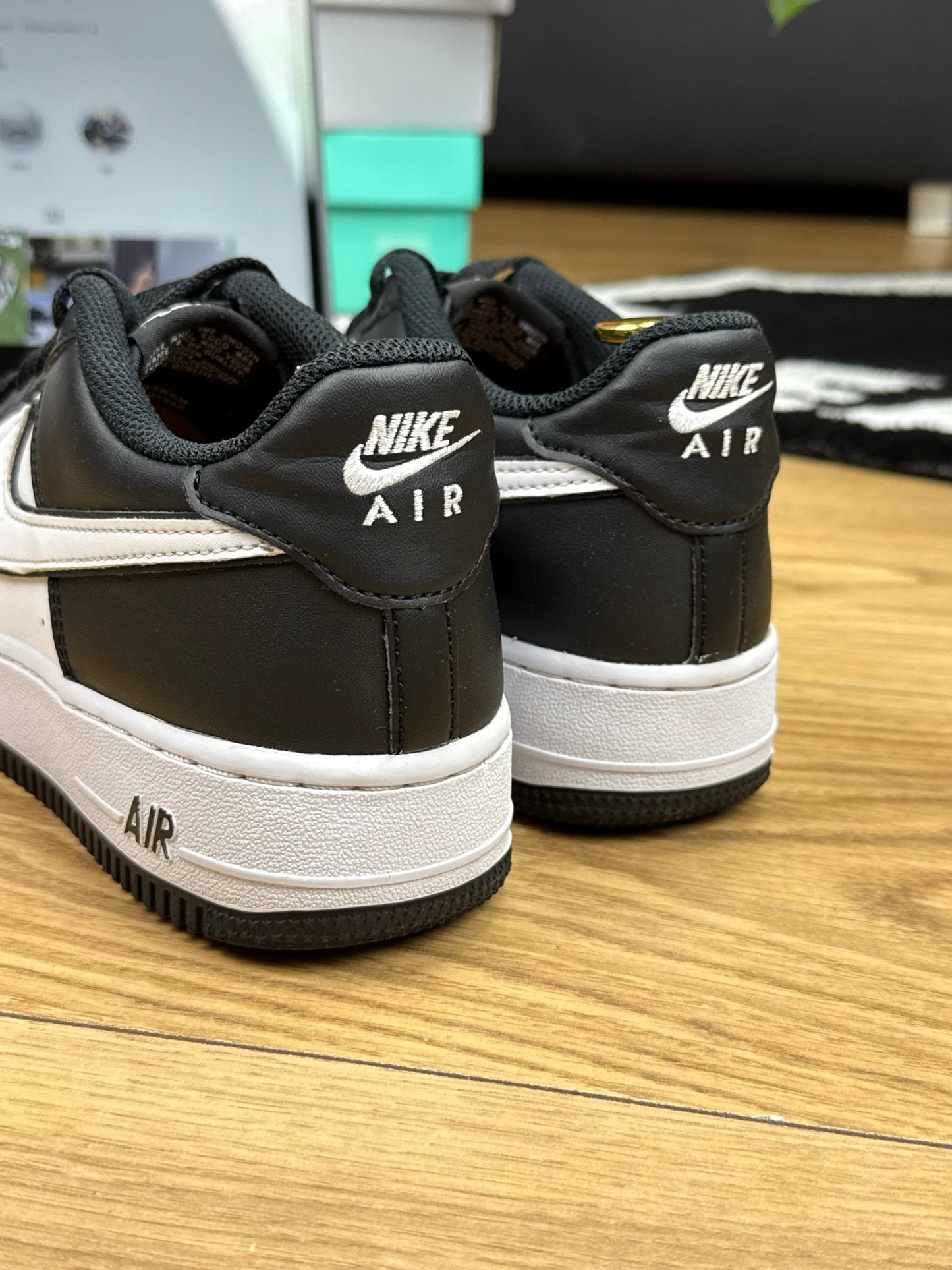 Nike Air Force 1 Low (40)