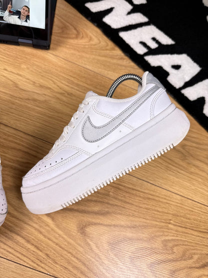 Nike Court Vision Alta (38)