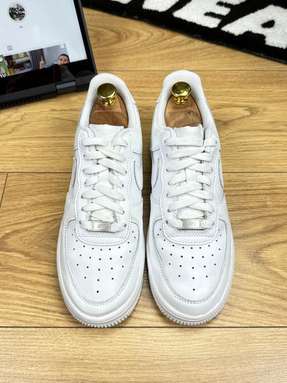 Nike Air Force 1 Low (38.5)