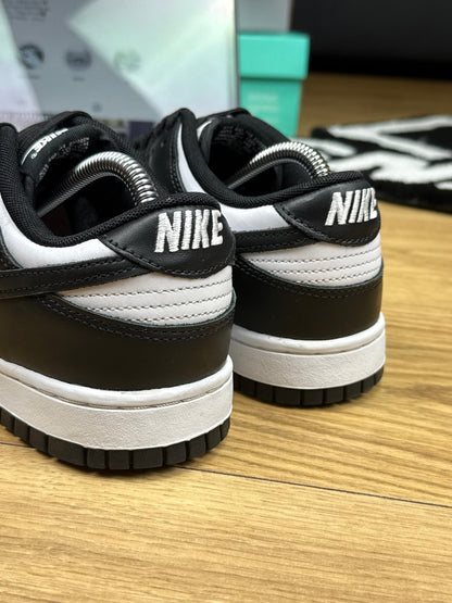 Nike Dunk low (40.5)