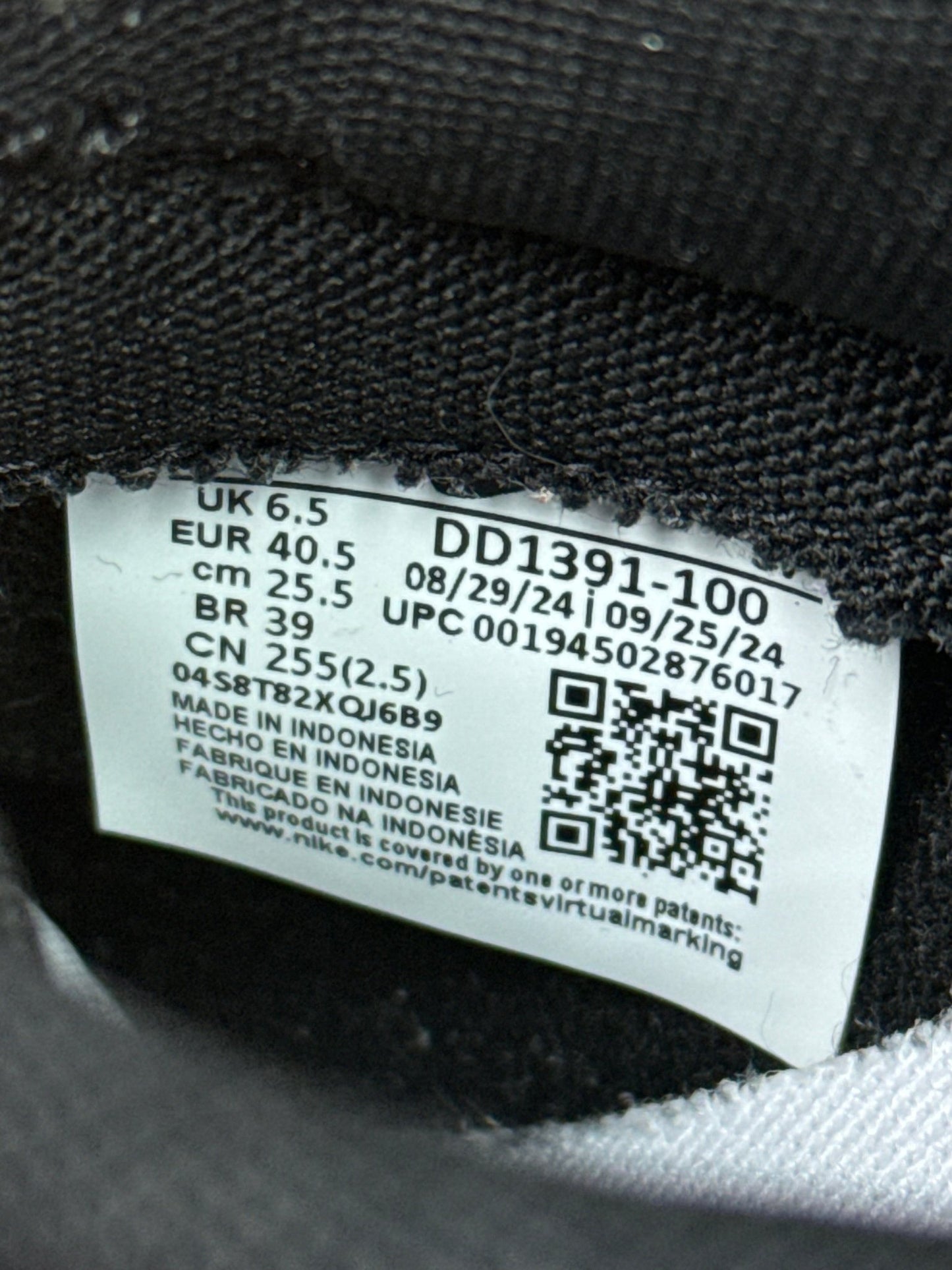 Nike Dunk low (40.5)