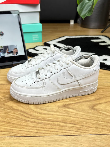 Nike Air Force 1 Low (37.5)
