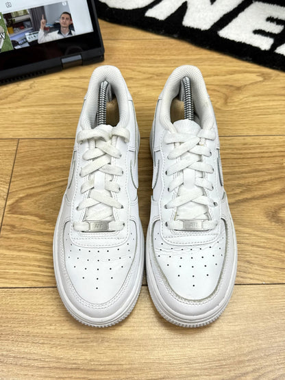 Nike Air Force 1 Low (37.5)