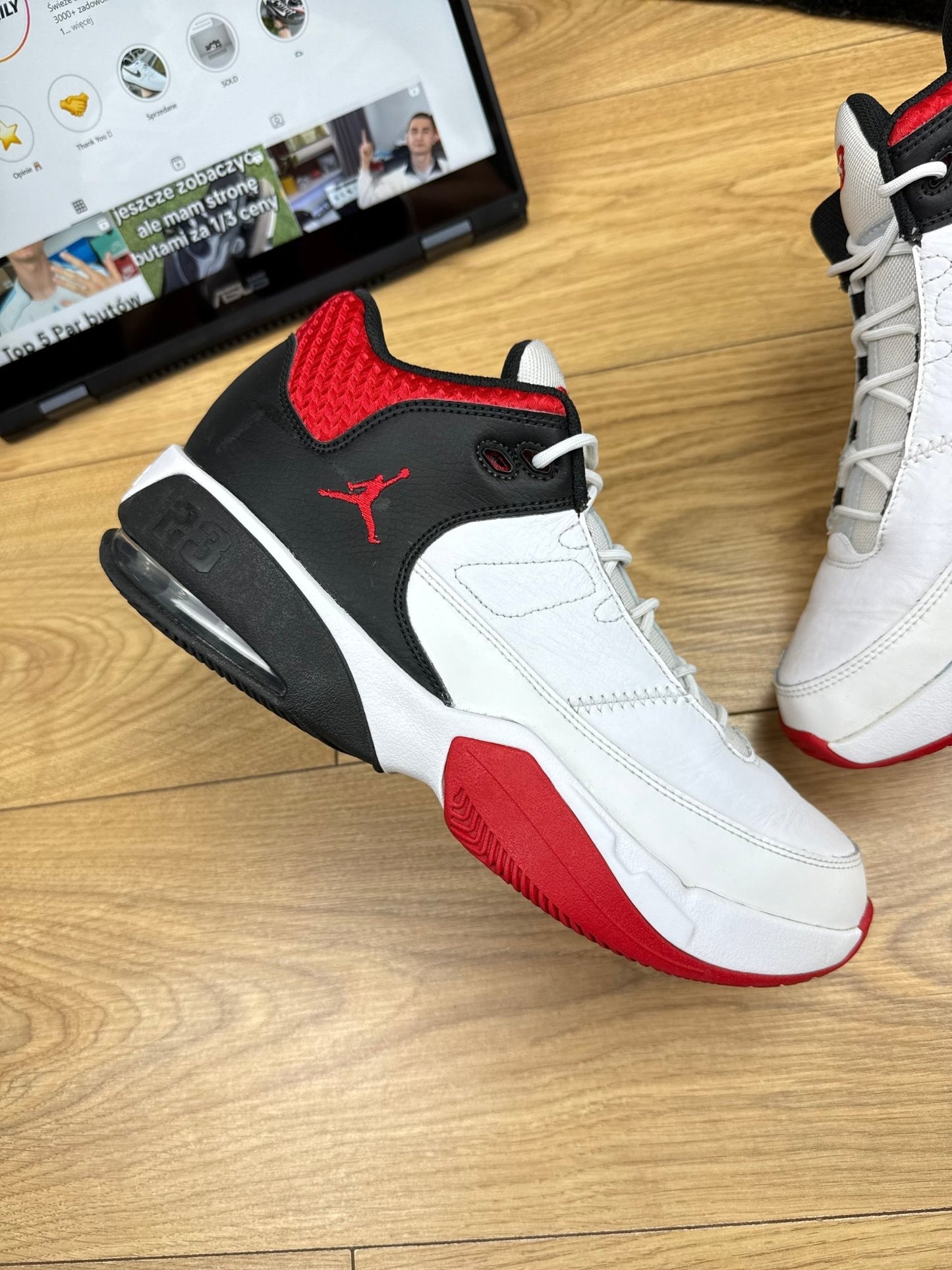 Nike Air Jordan Max Aura 3 (44.5)