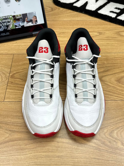 Nike Air Jordan Max Aura 3 (44.5)