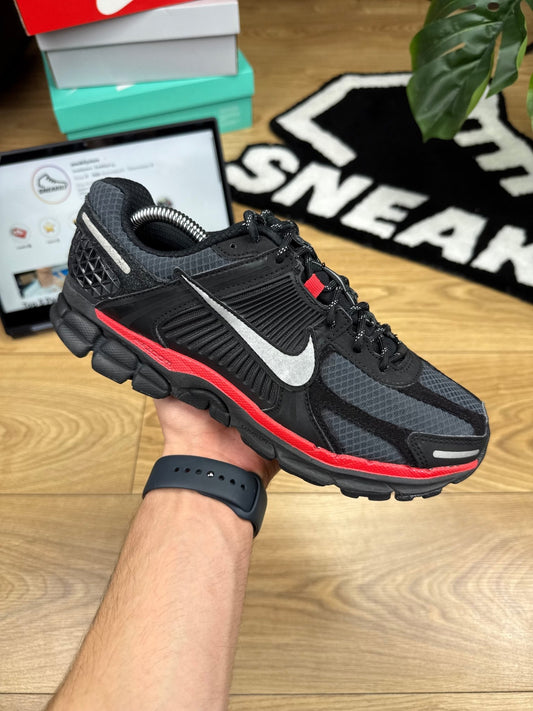 Nike Vomero 5 (42)