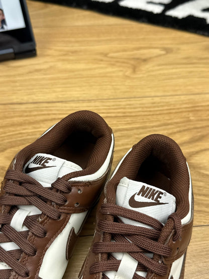 Nike Dunk Low (37.5)
