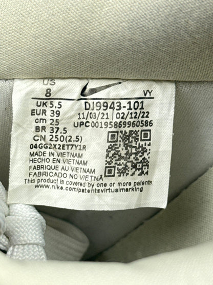 Nike Air Force 1 ’07 LX Coconut Milk — buty sportowe męskie w bardzo dobrym stanie rozmiar 39, boczny profil