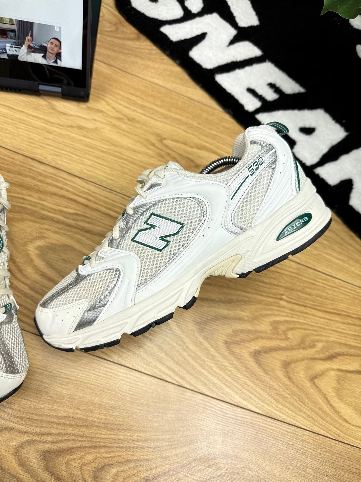 New Balance 530 (42.5)