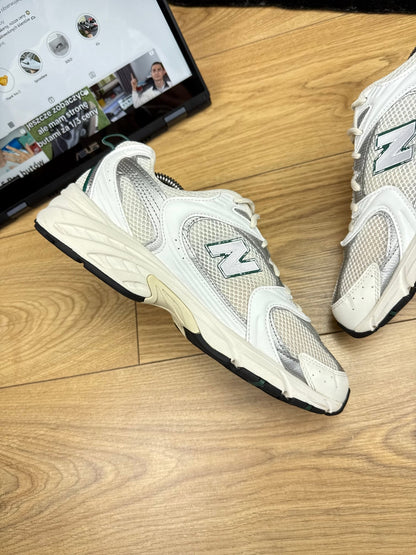 New Balance 530 (42.5)