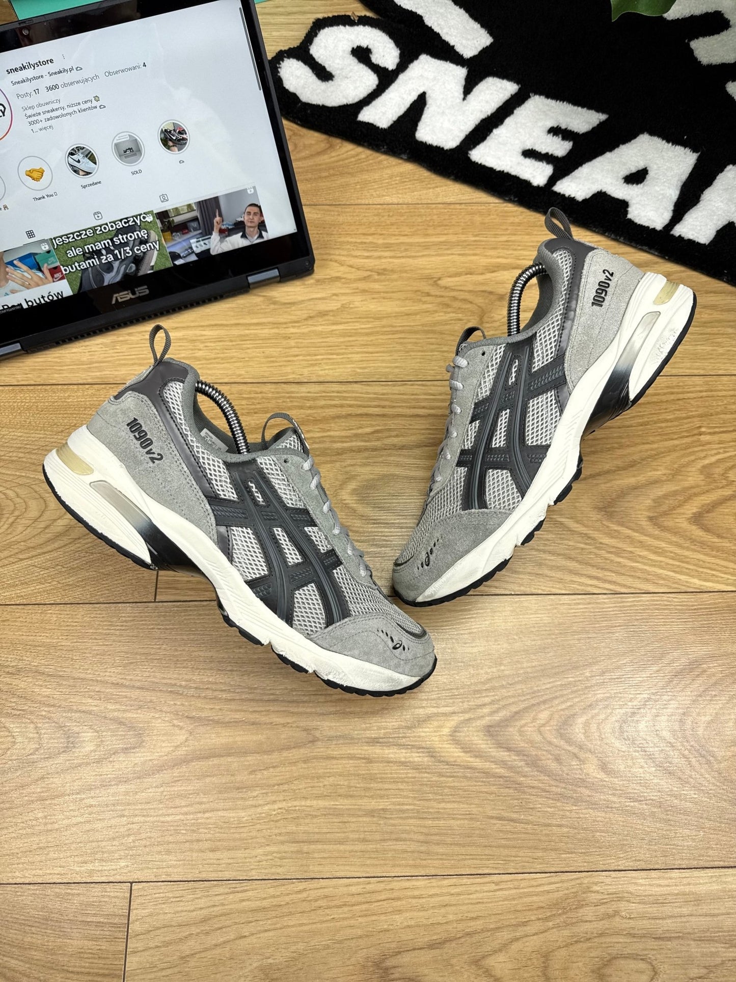 Asics Gel-1090v2 (42)