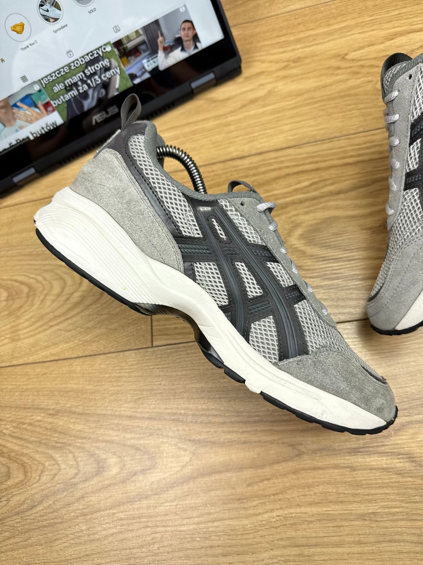 Asics Gel-1090v2 (42)