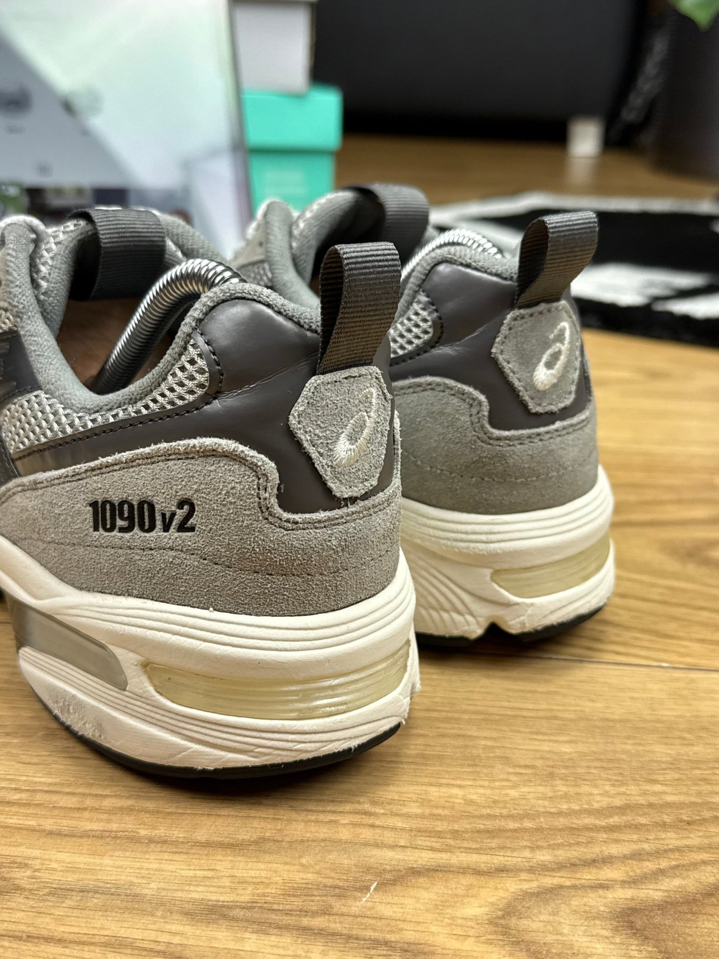 Asics Gel-1090v2 (42)