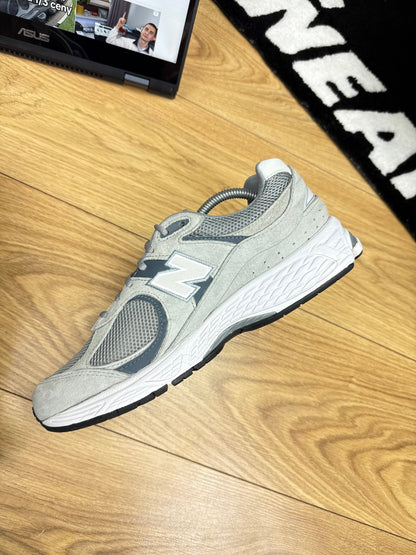 New Balance 2002R (43)