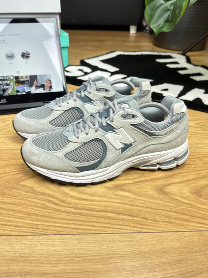 New Balance 2002R (43)