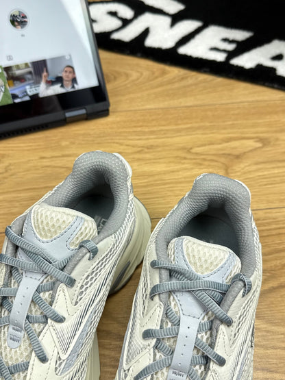 Lacoste L003 Neo Shot (39.5)