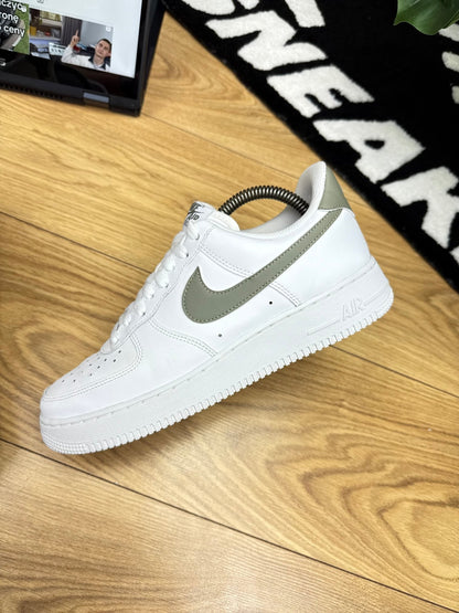 Nike Air Force 1 Low (42)