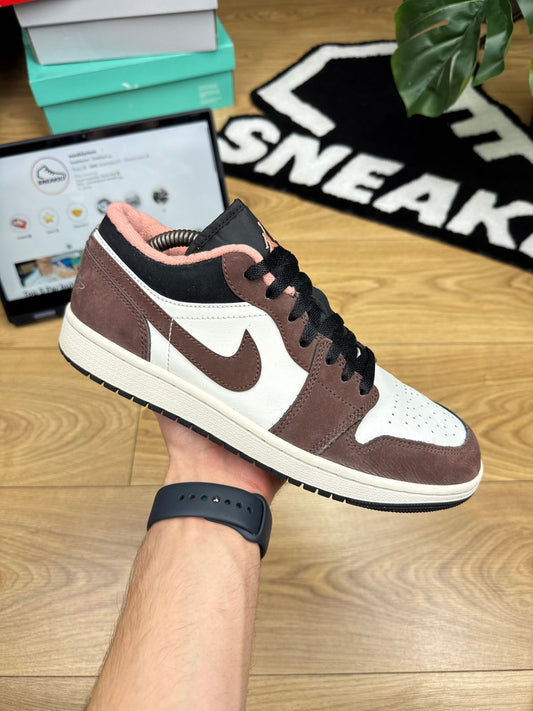 Nike Air Jordan 1 Low (42.5)