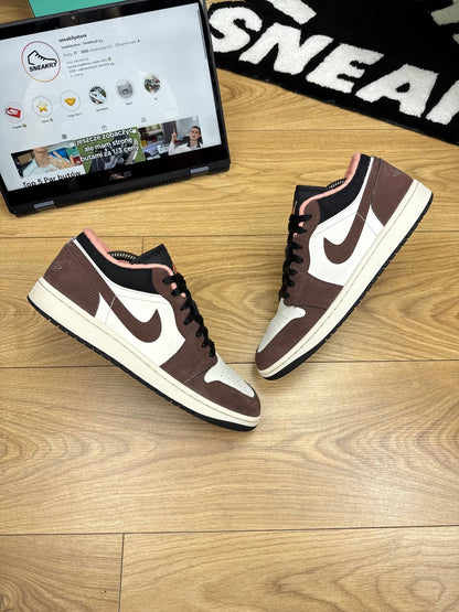 Nike Air Jordan 1 Low (42.5)