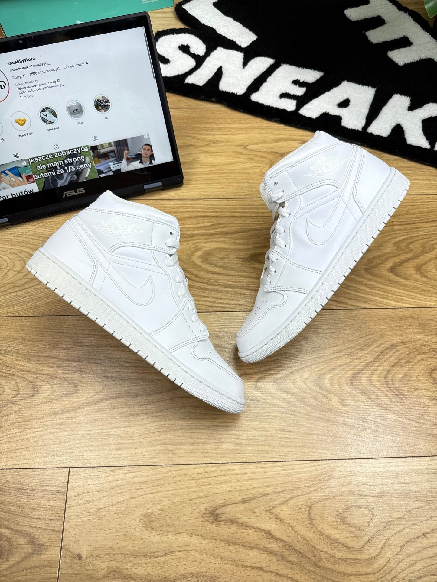 Nike Air Jordan 1 Mid (43)